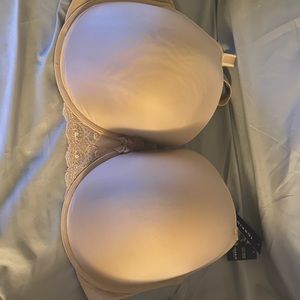 Torrid 44g NWT back smoothing push-up tshirt bra